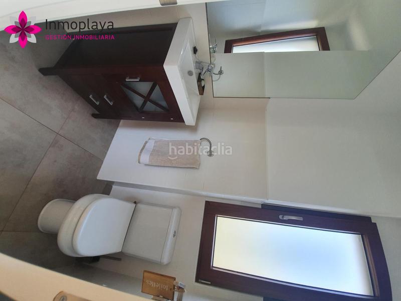 Foto e955422a-455f-49d3-b608-2c3636bd5934. Casa pareada espectacular chalet con piscina propia en isla en Arnuero
