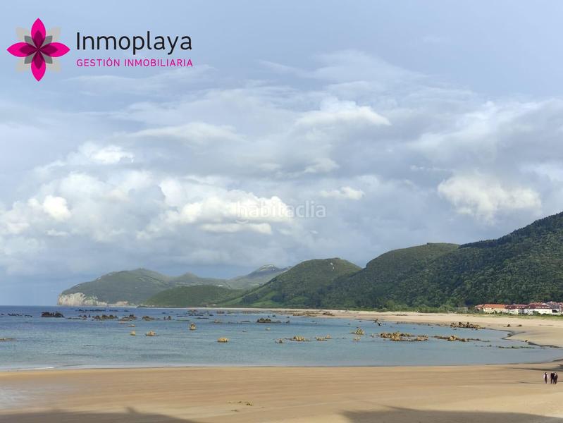 Foto 9de9ba7b-a961-4a29-ab71-341973c57205. Rent flat with parking in Helgueras Noja