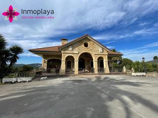 Casa a Palacio. Casa de lujo en soano arnuero