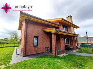 Maison à Meruelo. Casa independiente de 4 habitaciones en meruelo