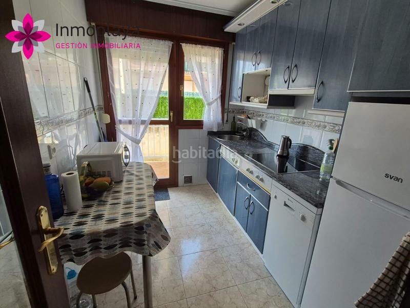 Foto bd5413c7-a74c-4ef1-afef-71da70940874. Miete appartement mit parking in Tregadín Noja
