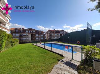 Pis a Pedroso. Piso de 2 habitaciones con garaje y piscina