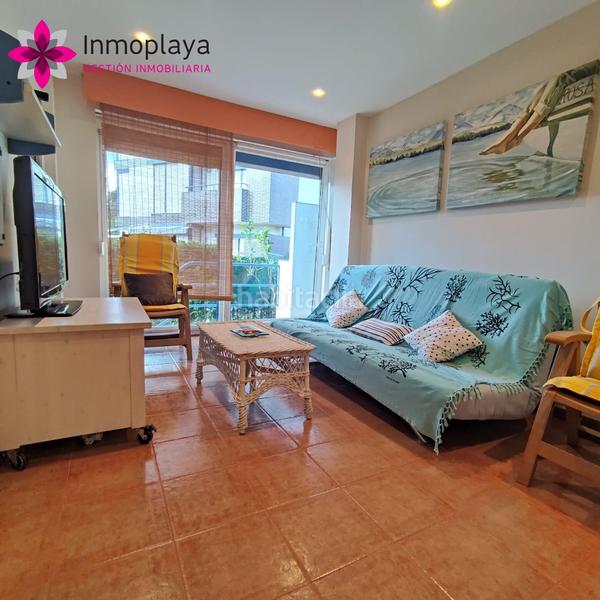 Foto c52a0fc2-417b-4bb1-94b8-199c3163336e. Planta baja espectacular bajo con jardín y piscina en Noja