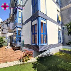 Rez-de-chaussée à Palacio. Espectacular bajo con jardín y piscina