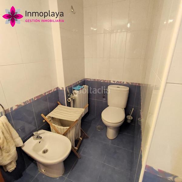 Foto b1a22a9a-f2e1-42dd-99a0-468fe5968a5a. Planta baja bajo con jardín en Pedroso Noja