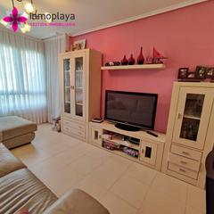 Planta baixa a Pedroso. Bajo con jardín en noja