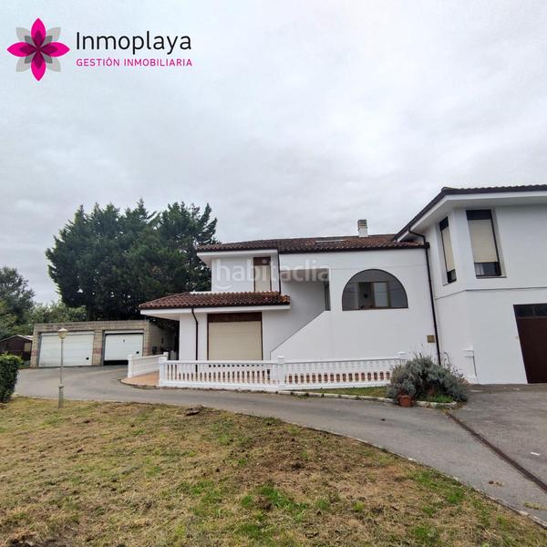 Foto 18e91f1a-d391-4d7d-982f-bb345067a7e6. Casa  independiente en castillo con terreno en Arnuero