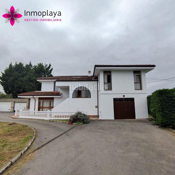 Foto 58b3b7bf-1466-4877-90c6-f390e736c3b7. Casa  independiente en castillo con terreno en Arnuero