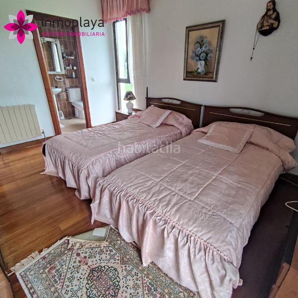 Foto 949a9383-4159-46d2-8fe0-2f43e33e5a11. Casa  independiente en castillo con terreno en Arnuero
