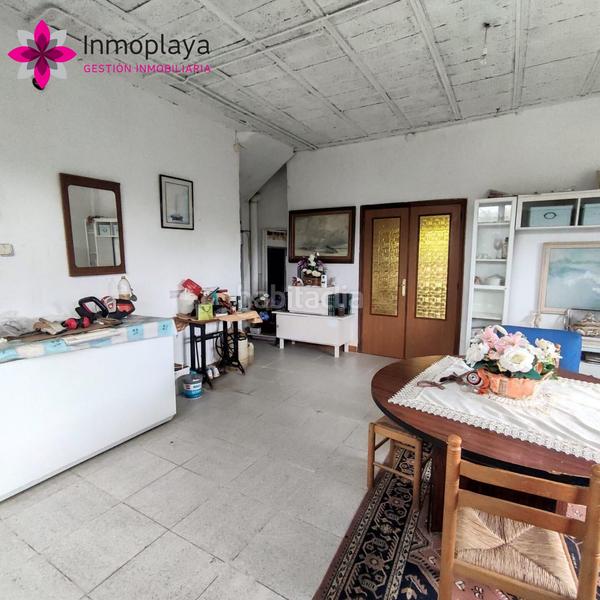 Foto c298dedb-5845-45d3-8258-16e5e3f8a830. Casa  independiente en castillo con terreno en Arnuero