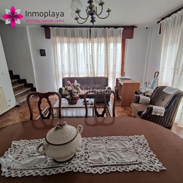 Foto c8b79835-a80a-4df6-96e3-796d0f7518d9. Casa  independiente en castillo con terreno en Arnuero