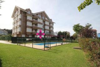 Piso en Ris. Piso de 2 habitaciones con piscina en ris