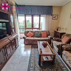 Planta baixa a Tregadín. Bajo con jardín en noja