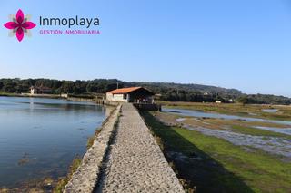 Maison jumelée à Arnuero. Chalet pareado en arnuero