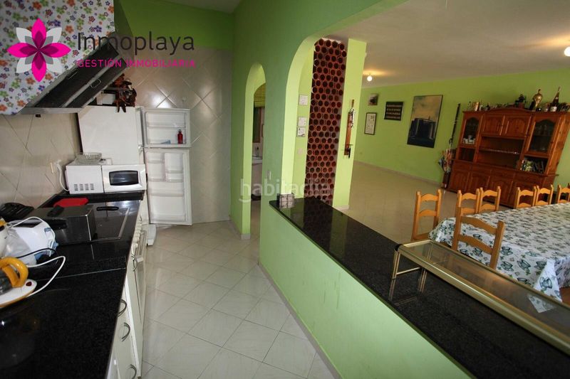Foto 4d5120a9-3230-4d06-995a-b6abcadc2b8d. Local commercial dans Ris Noja