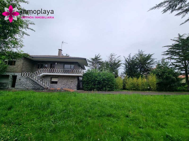 Foto b0174aed-8f63-47d0-b9f6-4cd94f8100d6. Casa amb calefacció aparcament a Palacio Noja