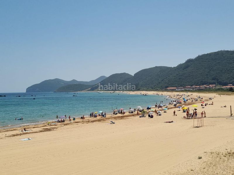 Foto c9022d69-a9fe-4fa5-9fc1-a7468d956750. Casa adossada amb calefacció aparcament a Tregadín Noja