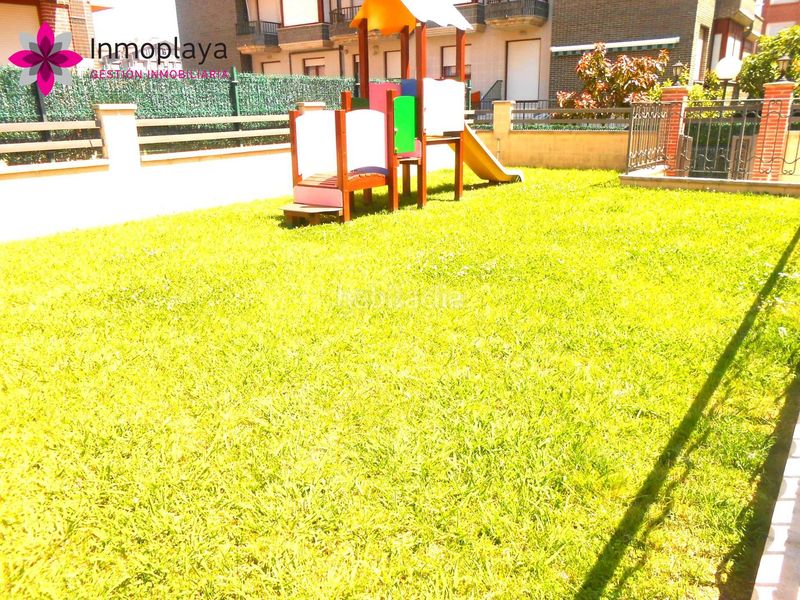 Foto ac5e62c6-1dd9-4ed8-8d26-91cf64a0ca1f. Dachwohnung mit heizung pool in Palacio Noja