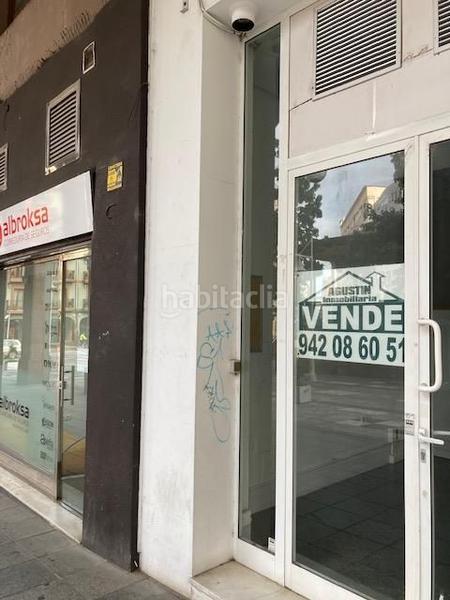 Foto d232dd91-8224-4691-bcf3-d380559535fb. Local comercial a Centro Torrelavega