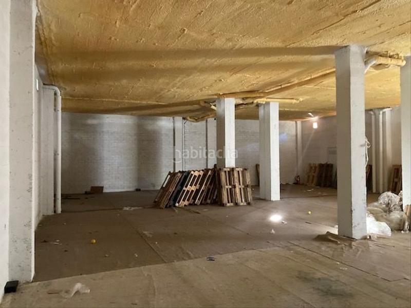 Foto 74238b19-1dcb-419f-977c-e8522553e384. Local comercial en Cerezo - Aspla - Torres Torrelavega