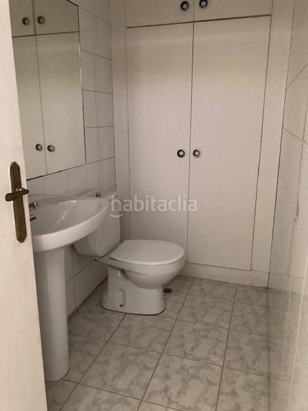 Foto 48f975f0-a900-473f-afa5-c7b8c207c16c. Alquiler local comercial en Reocín
