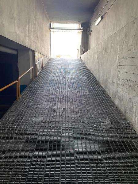 Foto 98348623-36b8-40a1-a329-e420e7c497db. Parking coche en Inmobiliaria - Barreda Torrelavega