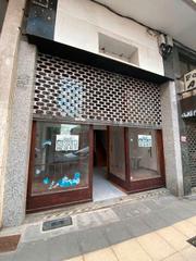 Lloguer Local Comercial a Centro. Local en alquiler