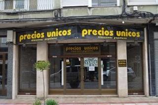 Local commercial à Inmobiliaria - Barreda. Local en venta