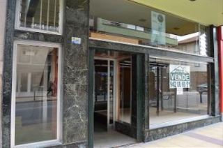 Local commercial à Inmobiliaria - Barreda. Local en venta