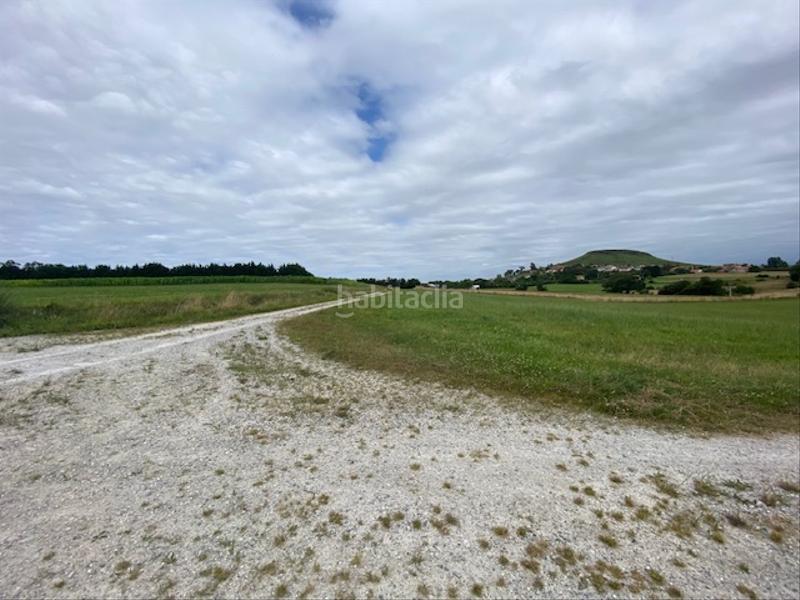 Foto 928406d5-74a4-4ce4-8016-f2e700a83656. Fondo rustico in Suances