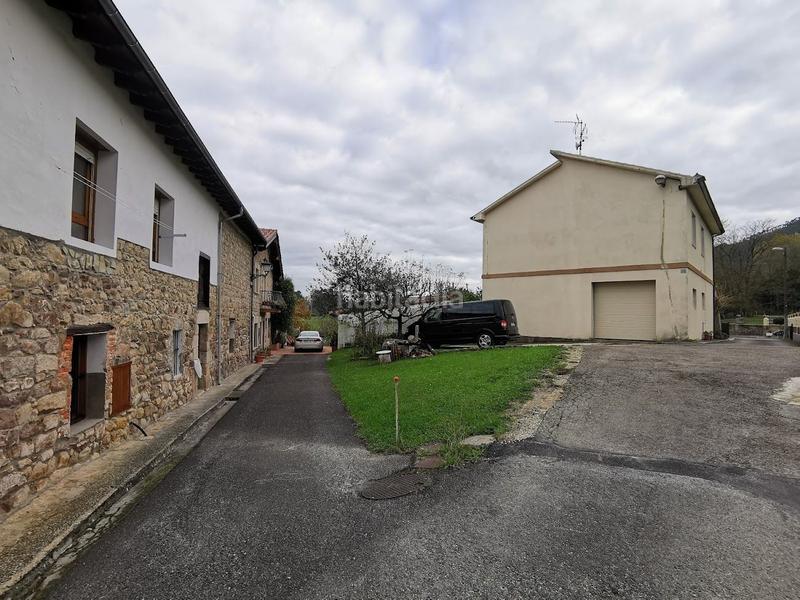 Foto 92a51a65-3357-4094-8835-cdb3a0d35dc3. Terreno residencial en barrio hoz 37 en Nueva Ciudad Torrelavega