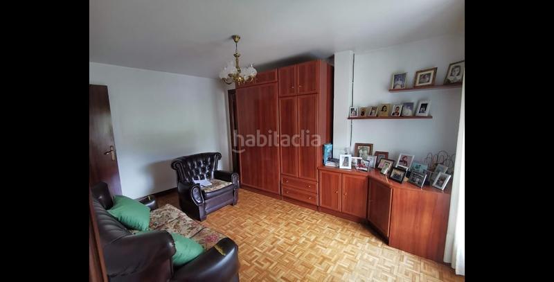 Foto c4f9913f-aa37-4c09-bb27-154e7b742957. Terreno residencial en barrio hoz 37 en Nueva Ciudad Torrelavega