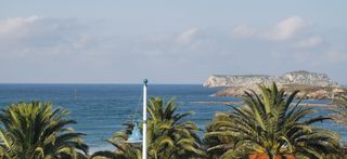 Appartement in Paseo de la marina española 10. Primera línea de playa en suances – vistas espectaculares a la c