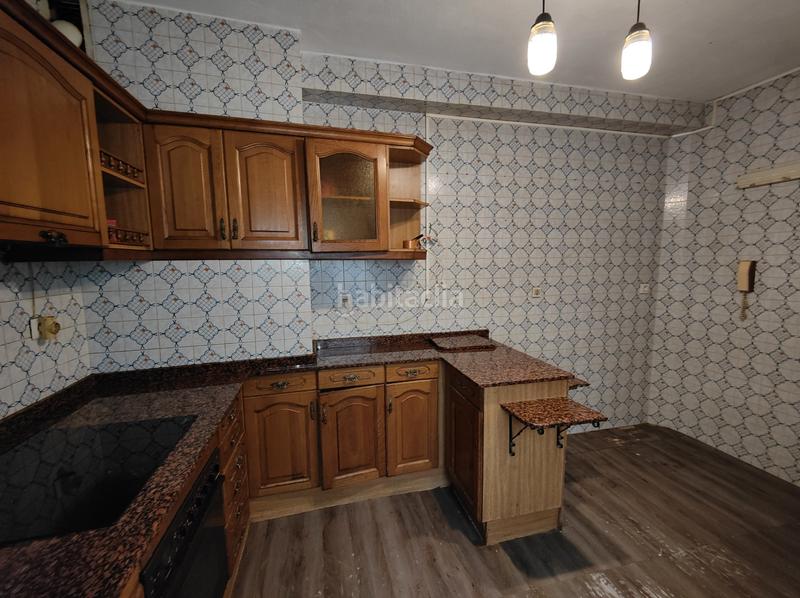 Foto 1e6be20b-ddd9-48a5-8a2b-5a665673c17b. Appartement dans calle julián ceballos 8 dans Centro Torrelavega