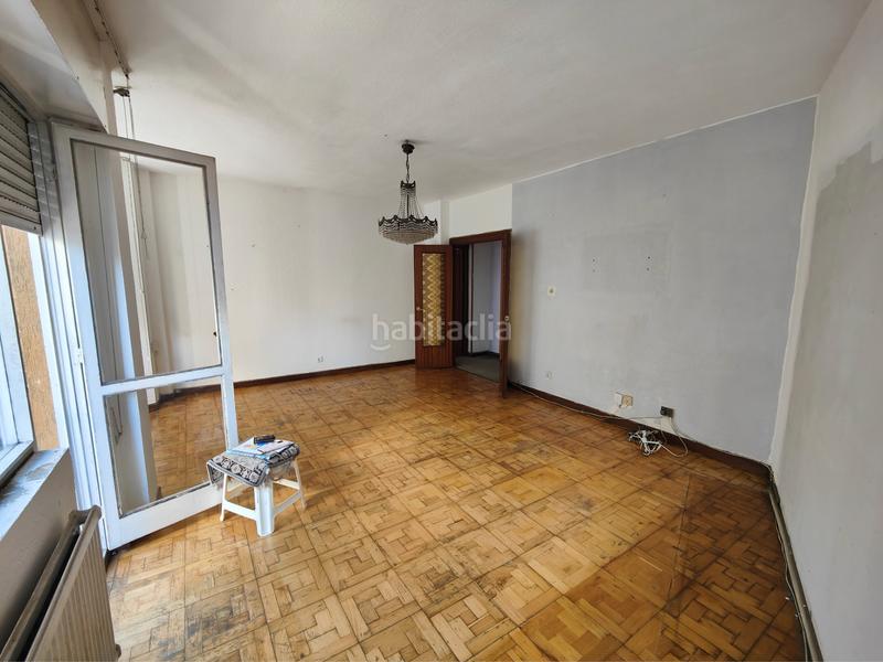 Foto 32c972bb-ea4f-4b4c-a750-52f6e6c2b0c6. Appartement dans calle julián ceballos 8 dans Centro Torrelavega