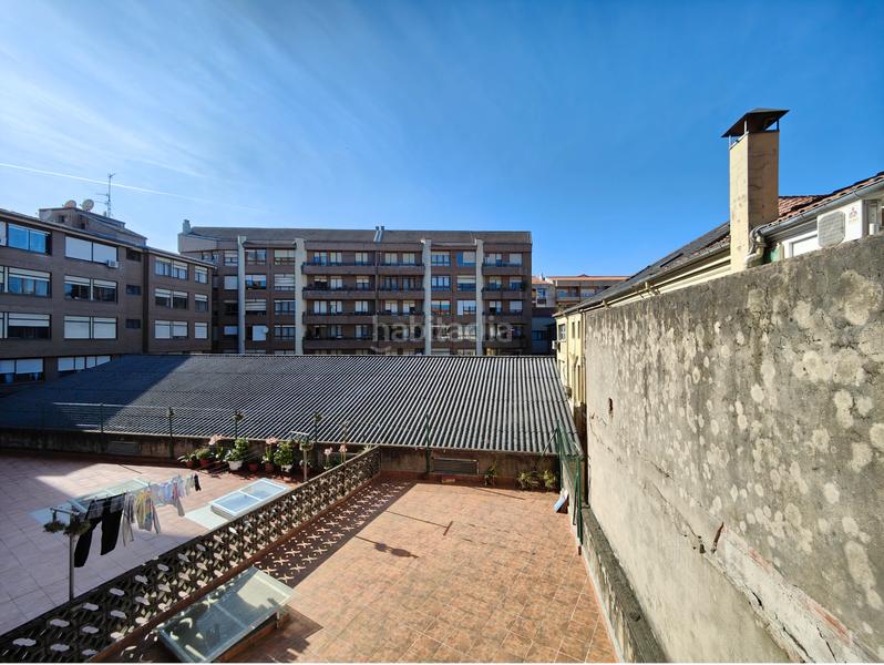 Foto 489c53b9-c09f-43b2-a98b-53c7cd08fa0b. Appartement dans calle julián ceballos 8 dans Centro Torrelavega