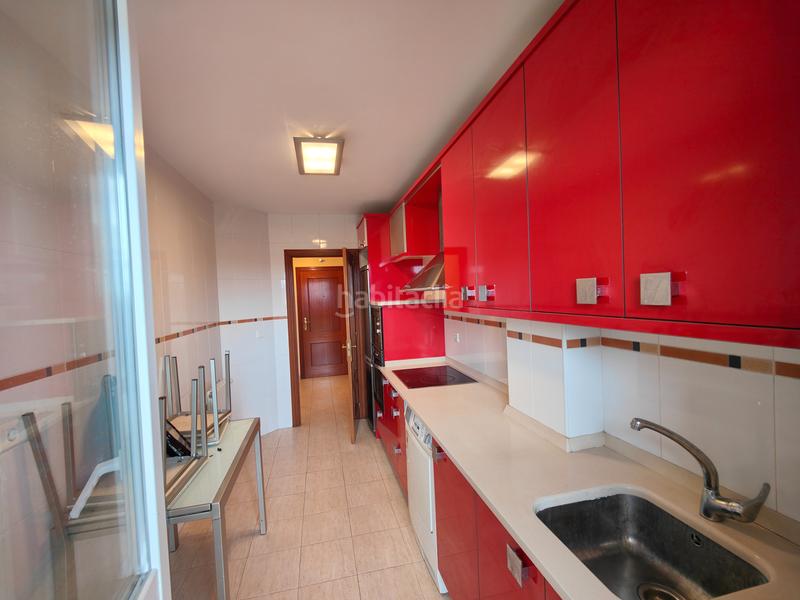 Foto 2db54ef4-070a-4a65-86d2-5021d1372108. Dúplex a barrio quijas 99a a Reocín