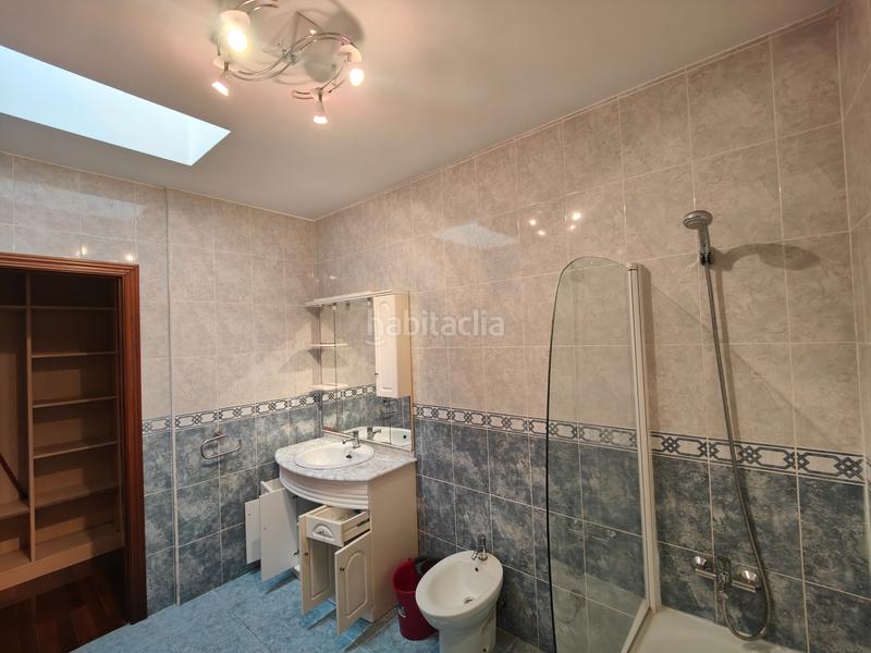 Foto 631b8627-a01e-4e94-8bab-0cbb0d7597f9. Dúplex a barrio quijas 99a a Reocín