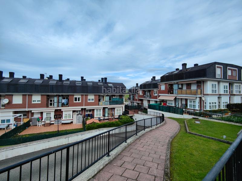 Foto 97ff0e31-8528-40ed-ae71-e544b7902c79. Dúplex a barrio quijas 99a a Reocín