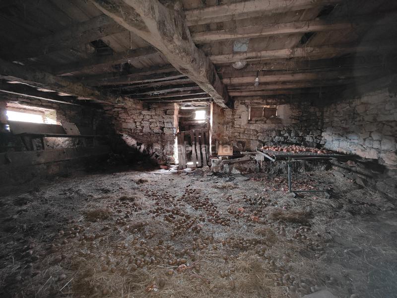 Foto 31f15c69-436e-4389-990b-9c229ae74352. Masía en barrio yuso 10 en Santillana del Mar