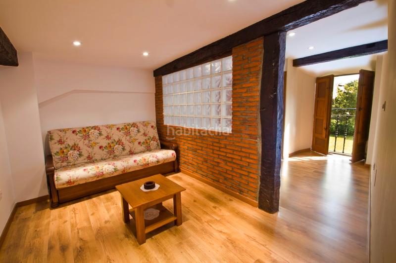 Foto b0d55e51-eaae-4ff9-b815-ef3bc70341f7. Apartament a calle río 8 a Santillana del Mar