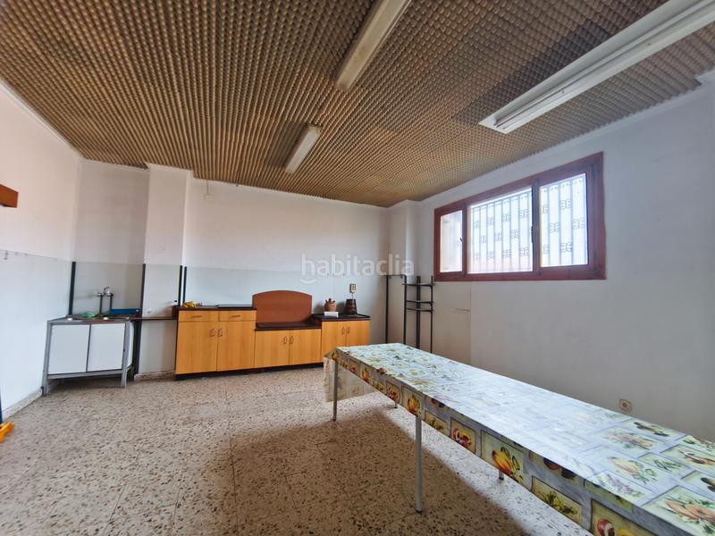 Foto 42effc81-b3f0-4c87-96f1-ea6c622a548f. Local comercial a Alisal - San Román Santander