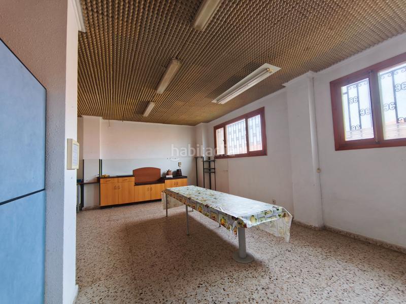 Foto aa1ddfe3-abfc-4b90-ab5a-cc41b94c2458. Local comercial a Alisal - San Román Santander
