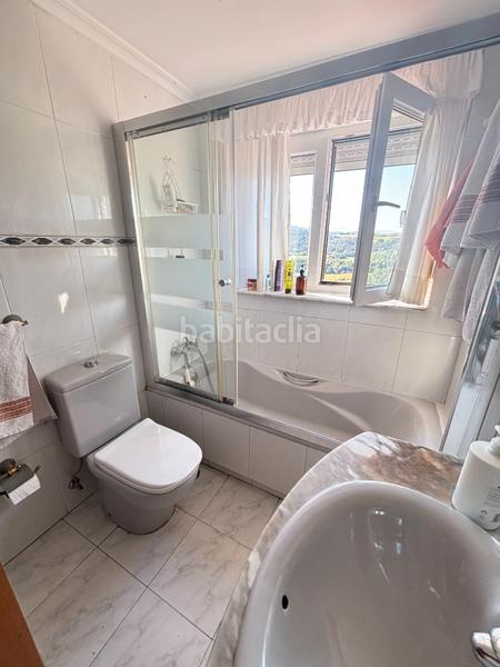 Foto cded3d55-48e2-457f-afa9-e9a45e372c27. Chalet avec chauffage parking dans Parbayón Piélagos