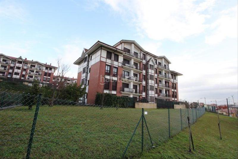 Foto a83fee0c-a9e8-4b0a-920e-f92ab9729b56. Alquiler piso en Monte Santander