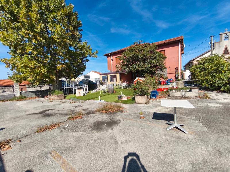 Foto b27a2368-098f-4362-a862-f9a2478ec2af. Haus mit parking in Polanco