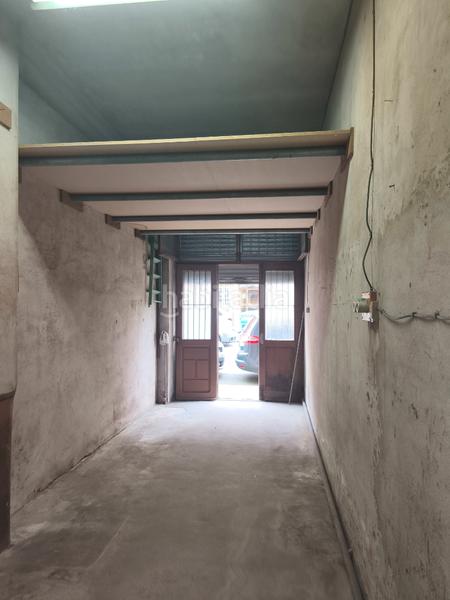 Foto 04117ed0-f51d-444f-b6ba-3dc47c19fa0b. Local comercial en Los Castros Santander