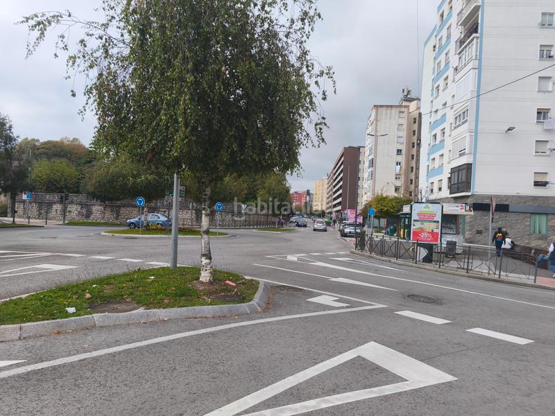 Foto 39511e17-6799-42ef-ab7e-e674b0670668. Local comercial en Los Castros Santander