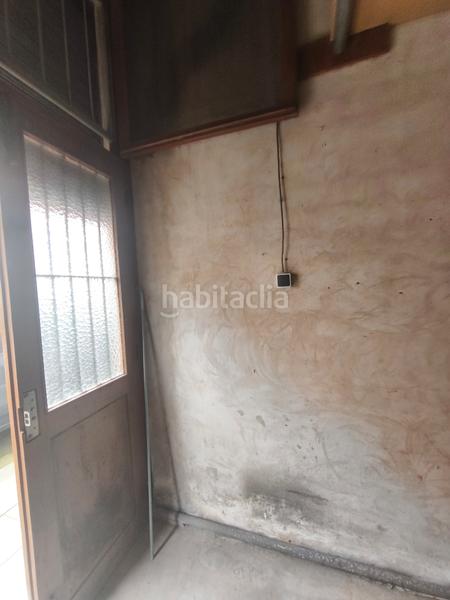 Foto e2c927b7-1cc5-4b85-b186-1bcad3819052. Local comercial en Los Castros Santander