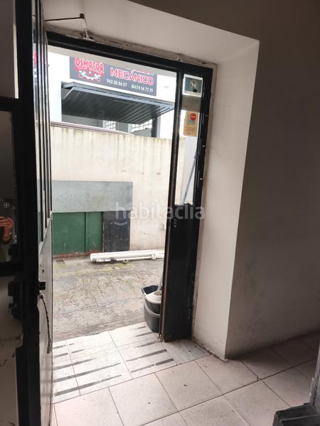 Foto 198c2285-6526-4d7a-a3a3-bd7607016295. Local commercial dans Alisal - San Román Santander